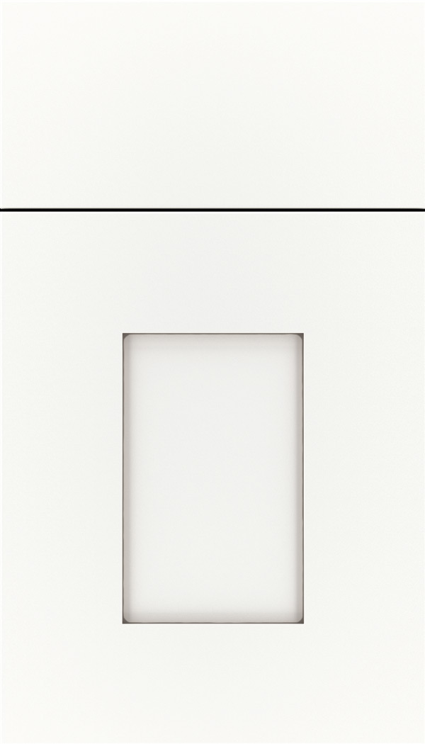 Newhaven Maple shaker cabinet door in Whitecap with Pewter glaze